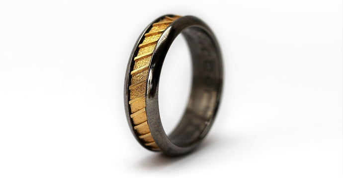 Black and gold twisted wedding band ring