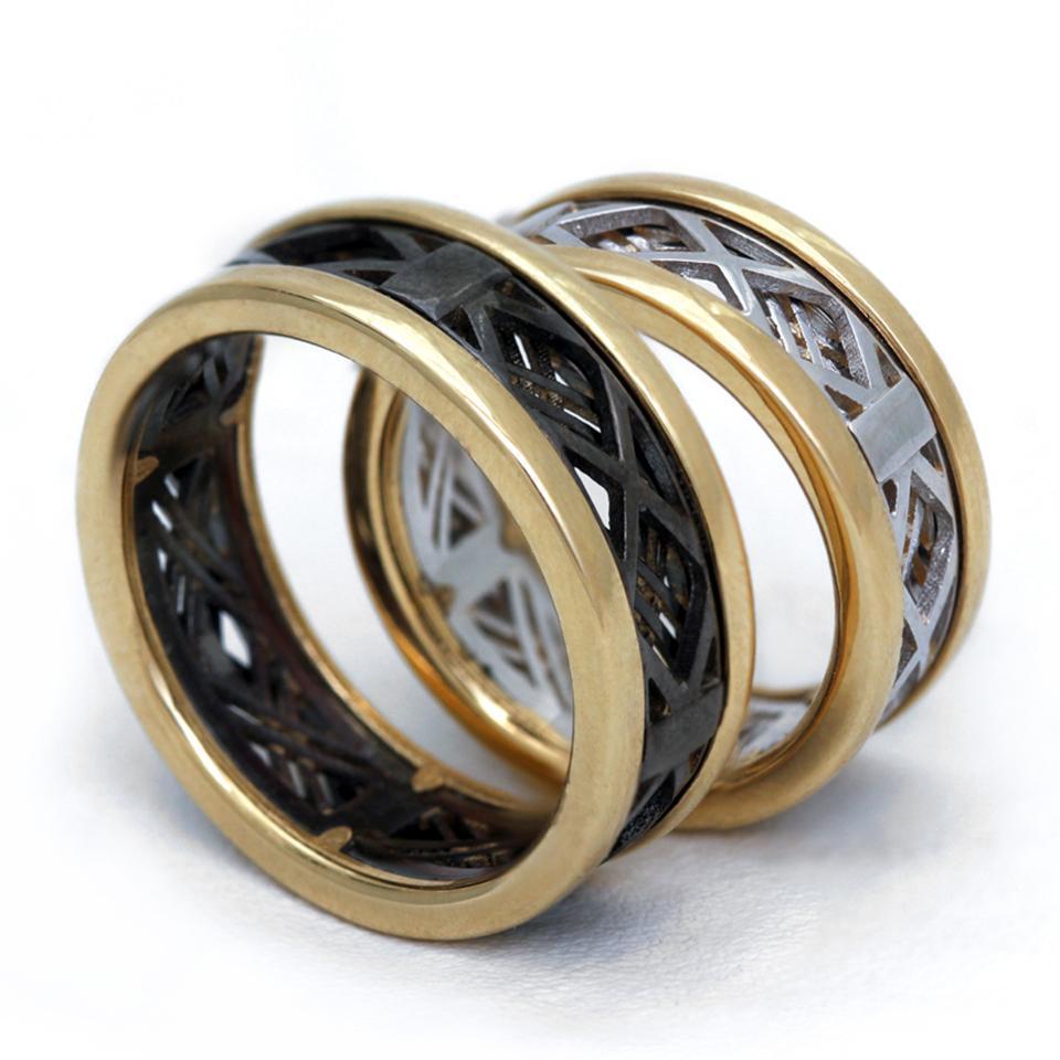 Yellow gold ring for his and her with white gold mesh
