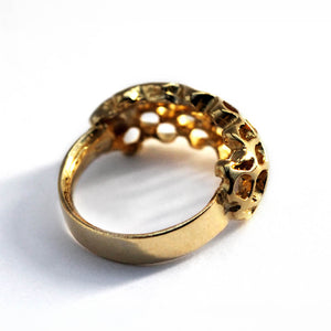 The classical sculpture beehive ring