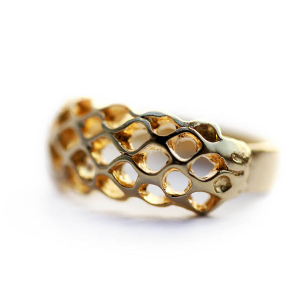 The classical sculpture beehive ring