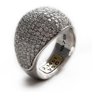 Carpet of diamonds on sliver round shape ring