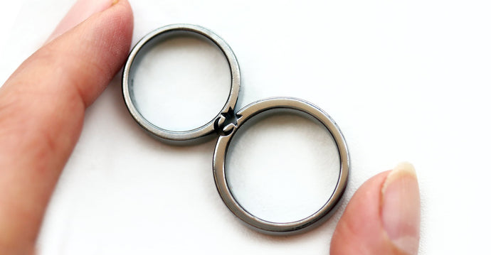 Black promise rings for her and him