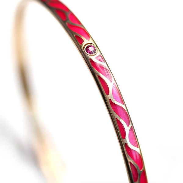 gold bangle with Ruby set in Great wave 
