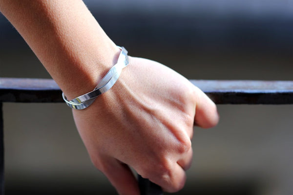 BRAID BRACELET - gray