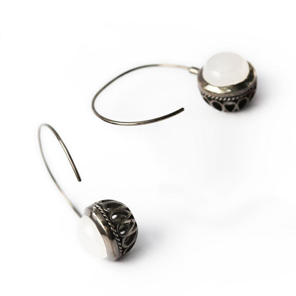 Agate stone or Black rhodium plated in silver or gold floral earrings