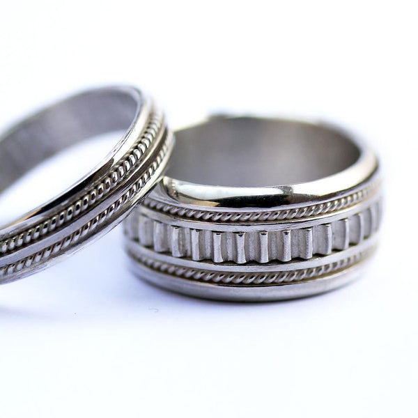 Coil two tone filigree texture wedding ring