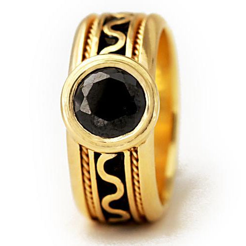 yellow gold Misti black stone engagement ring with Spinel gemstone